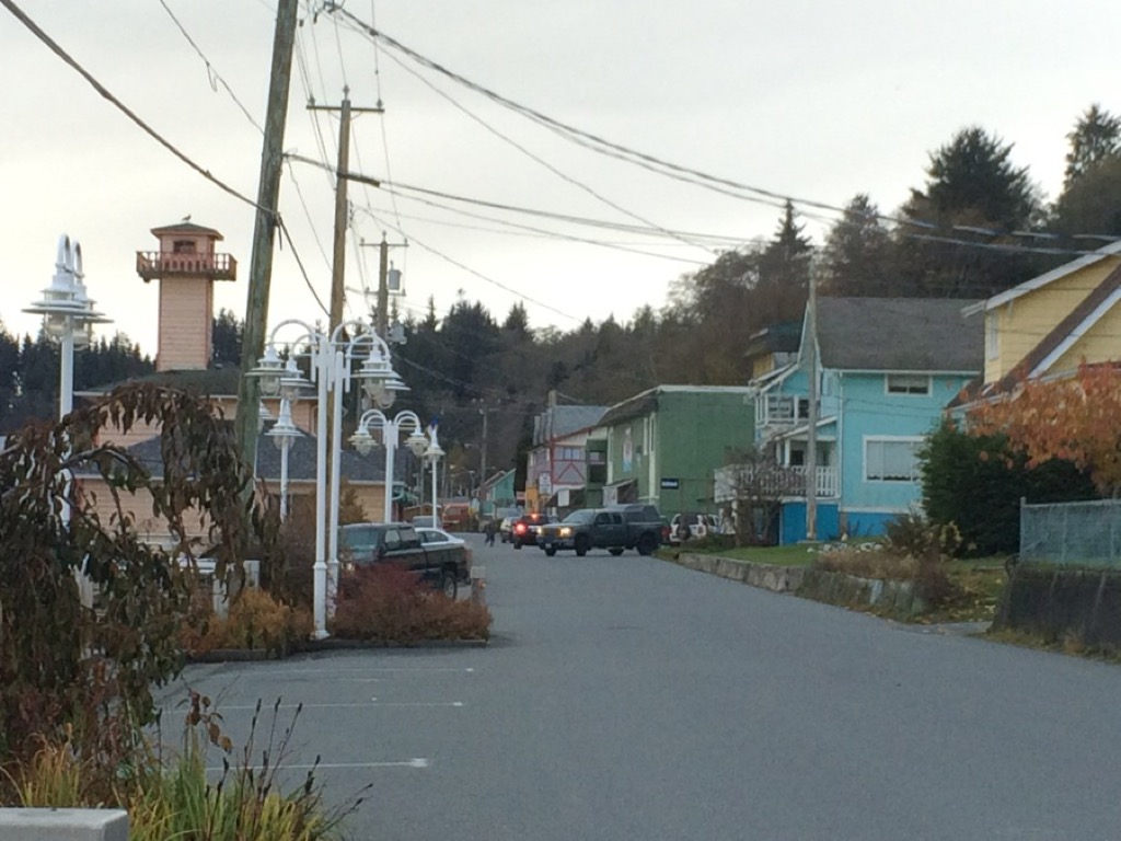 alert_bay_street